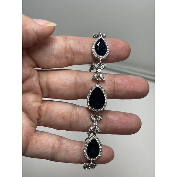 Rosemarie Collections Necklace Bracelet Earring Rhinestone 4 Piece Jewelry Set - Picture 9 of 12